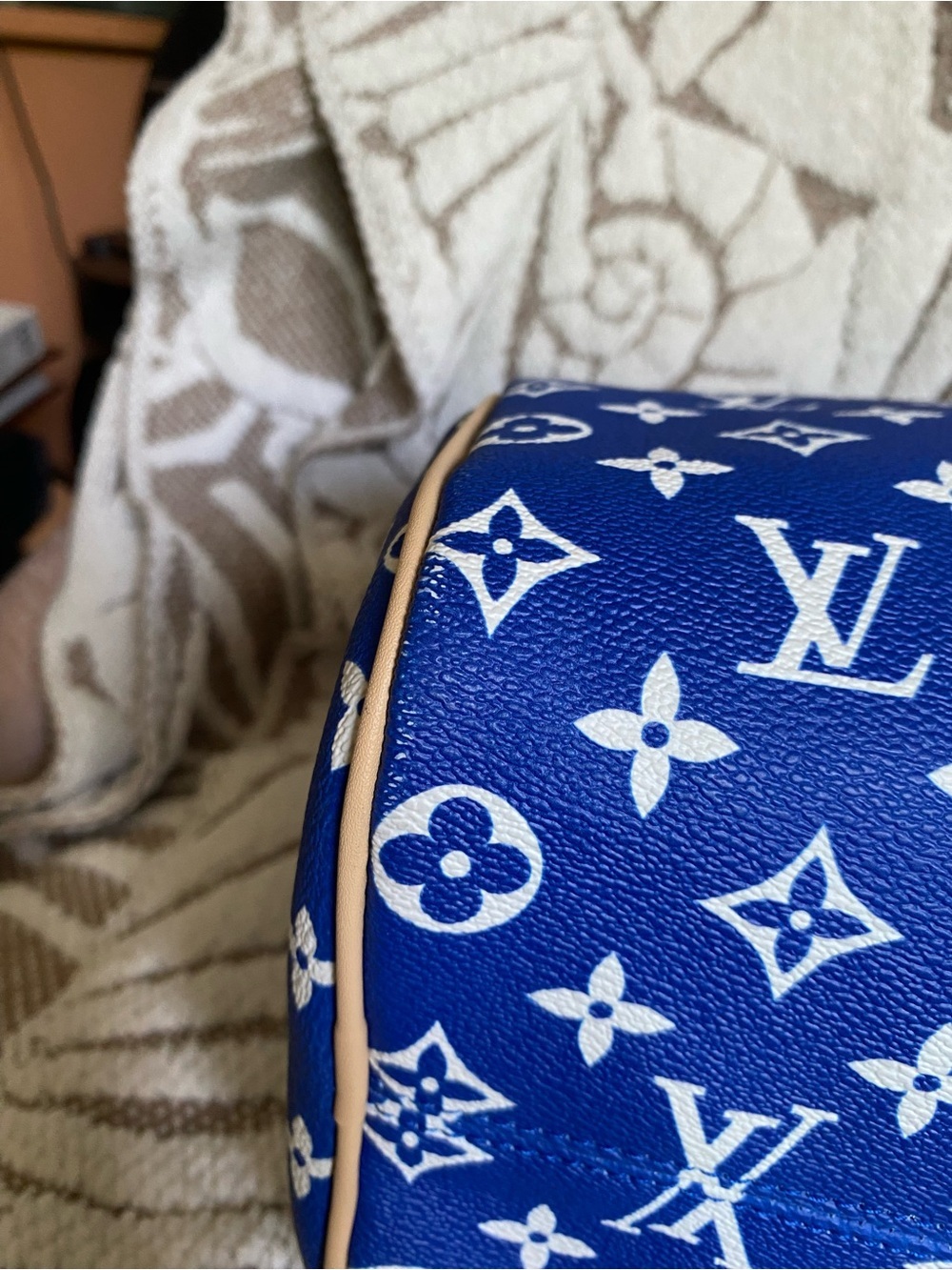 SHOULDER BAG - Picture 12 of 16